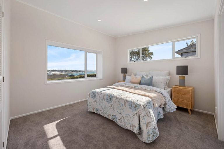 Photo of property in 34 Bucklands Beach Road, Bucklands Beach, Auckland, 2012