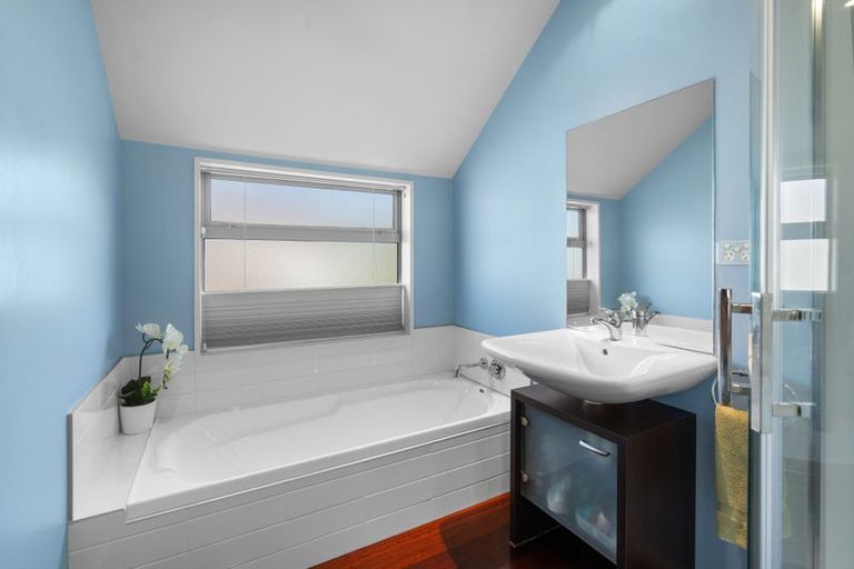 Photo of property in 55 Springfield Road, St Albans, Christchurch, 8014