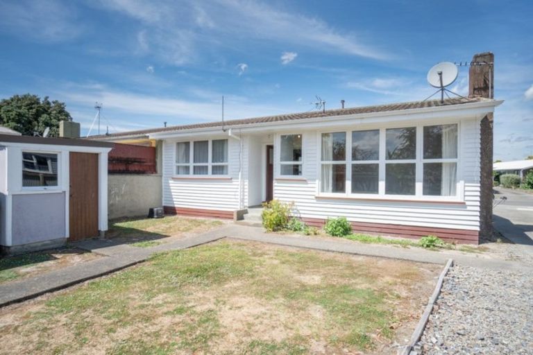 Photo of property in 45 Pembroke Street, Highbury, Palmerston North, 4412
