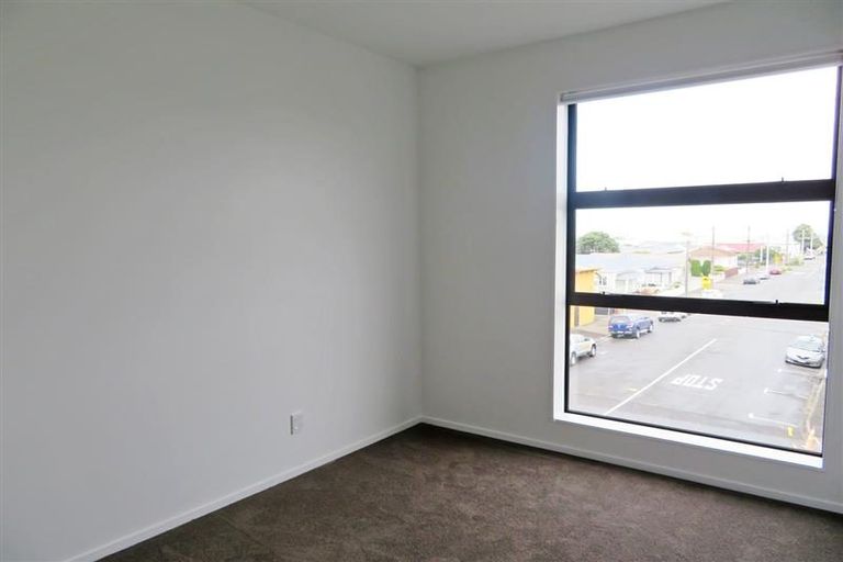 Photo of property in The Firemans Apartments, 204/321 Jackson Street, Petone, Lower Hutt, 5012