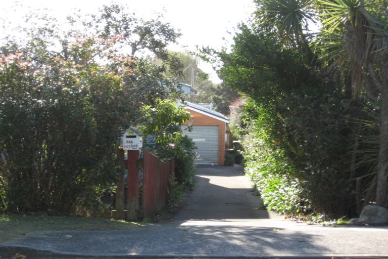 Photo of property in 51a Tiromoana Road, Raumati South, Paraparaumu, 5032