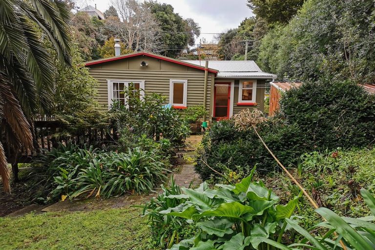 Photo of property in 24 Clunie Avenue, Raumati South, Paraparaumu, 5032