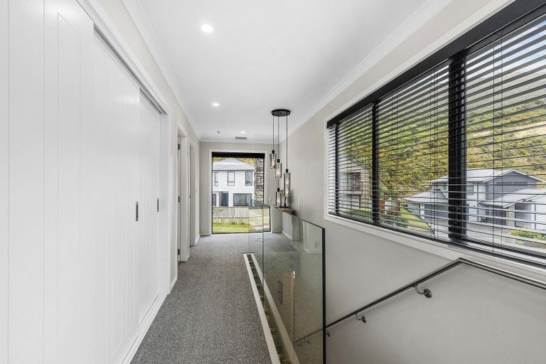 Photo of property in 9 Porokaiwhiri Street, Crofton Downs, Wellington, 6035