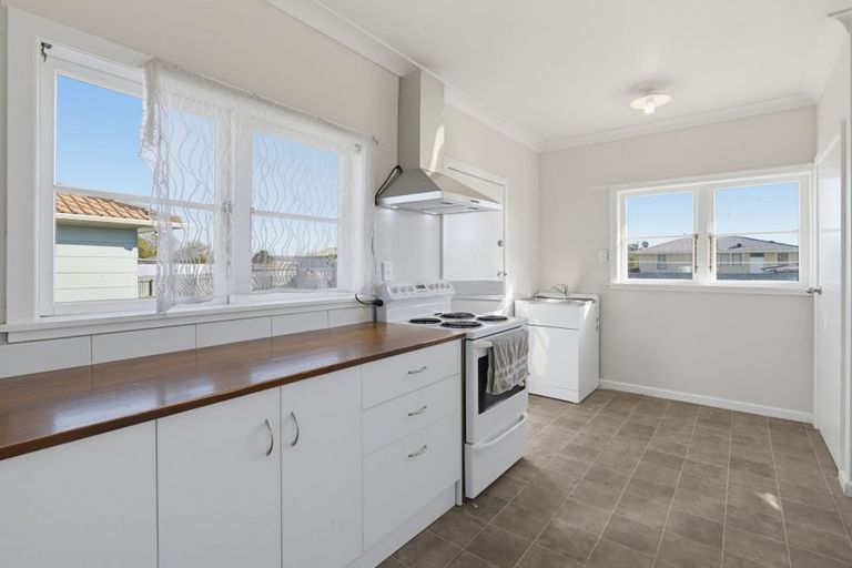 Photo of property in 80 Dundee Drive, Flaxmere, Hastings, 4120
