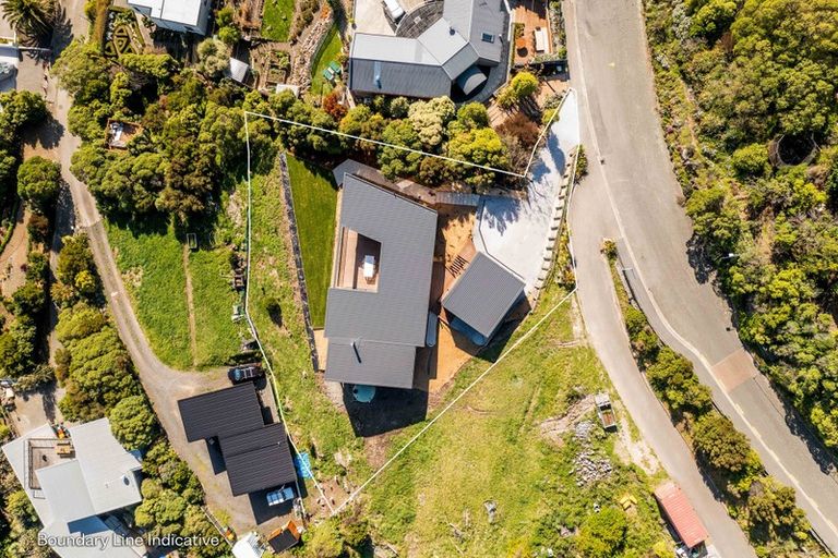 Photo of property in 134 Cannon Hill Crescent, Mount Pleasant, Christchurch, 8081