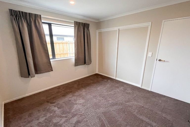 Photo of property in 10 Larissa Road, Halswell, Christchurch, 8025