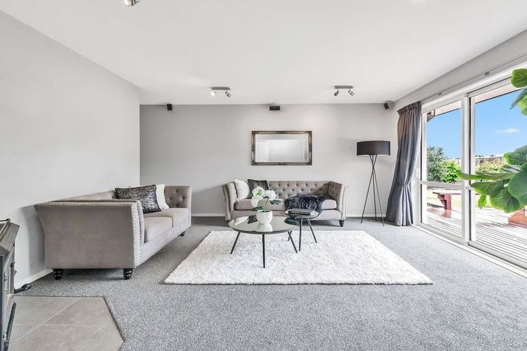 Photo of property in 71 Manse Road, Leeston, 7632