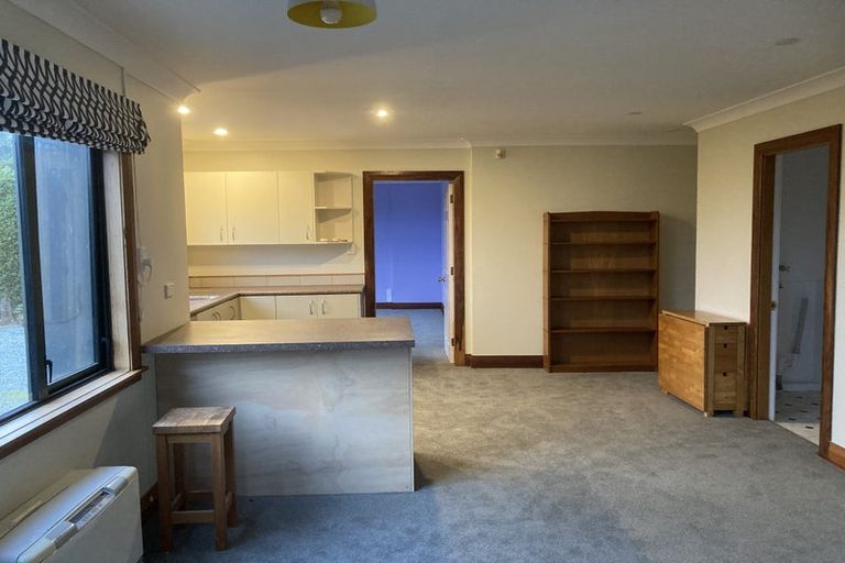 Photo of property in 41 Ashton Fitchett Drive, Brooklyn, Wellington, 6021