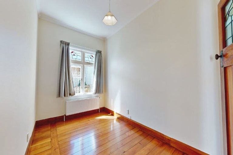 Photo of property in 375 Karori Road, Karori, Wellington, 6012