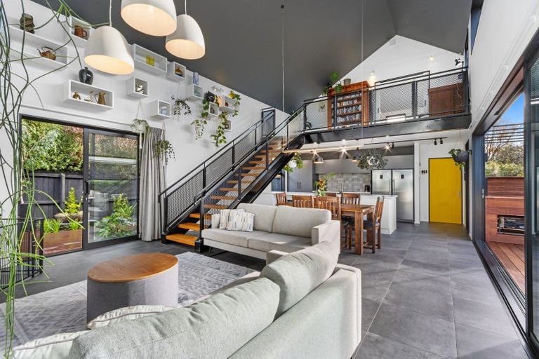 Photo of property in 5a Cherry Place, Casebrook, Christchurch, 8051