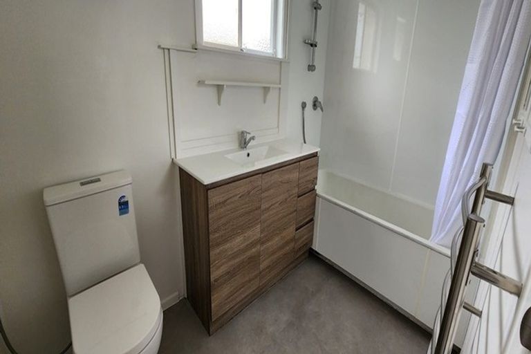 Photo of property in 292 Birkdale Road, Birkdale, Auckland, 0626