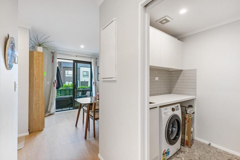 Photo of property in 21 Hema Road, Hobsonville, Auckland, 0616