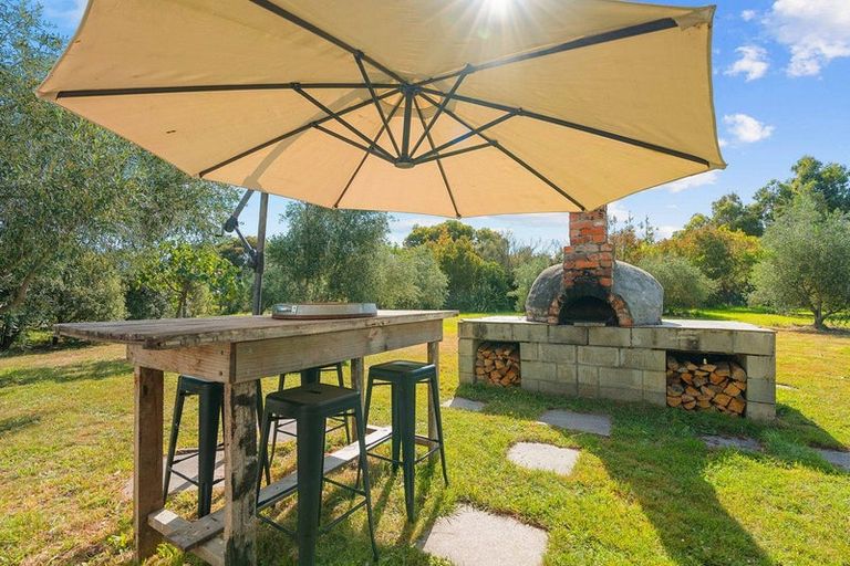 Photo of property in 7 Hawkins Drive, Martinborough, 5711