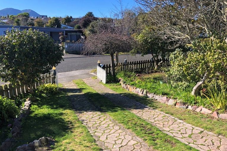 Photo of property in 11 Green Place, Richmond Heights, Taupo, 3330