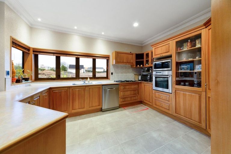 Photo of property in 1 Harrowfield Drive, Harrowfield, Hamilton, 3210