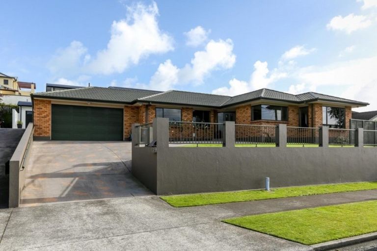 Photo of property in 20 Barrett Road, Whalers Gate, New Plymouth, 4310