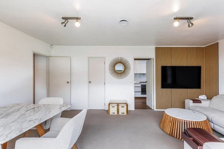 Photo of property in 1/162 Pigeon Mountain Road, Half Moon Bay, Auckland, 2012