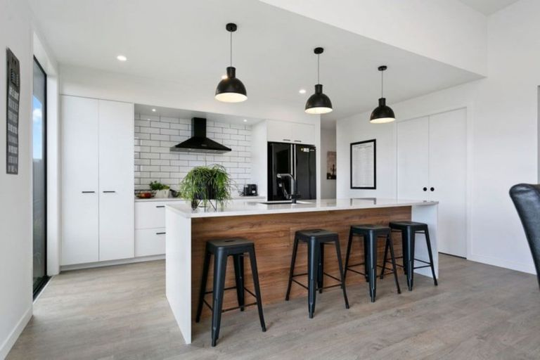 Photo of property in 2b Baxter Michael Crescent, Cambridge, 3434