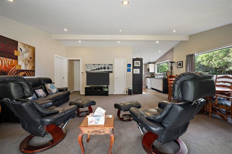 Photo of property in 6 Robinsons Bay Valley Road, Robinsons Bay, Akaroa, 7581