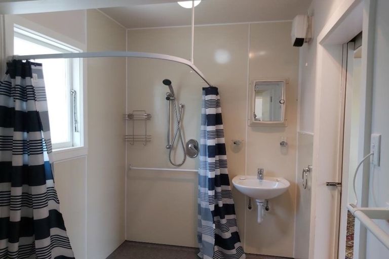 Photo of property in 827 Ferry Road, Woolston, Christchurch, 8023