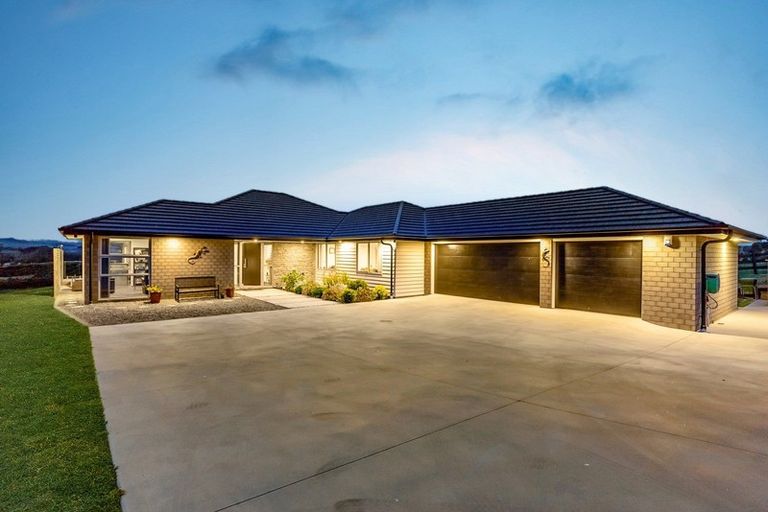 Photo of property in 11 Crickett Lane, Pokeno, 2471