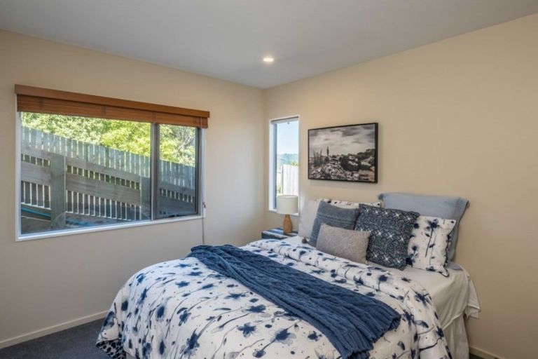 Photo of property in 52 Bedford Street, Northland, Wellington, 6012