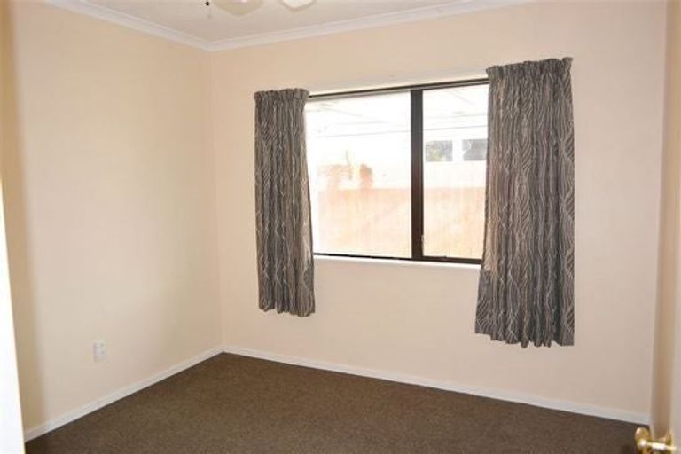 Photo of property in 45a Cargill Street, Papakura, 2110