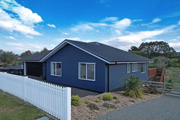 Photo of property in 9 Grove Avenue, Weston, Oamaru, 9401