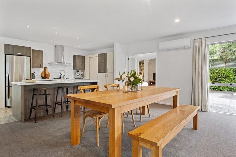 Photo of property in 56 Oxley Avenue, St Albans, Christchurch, 8014