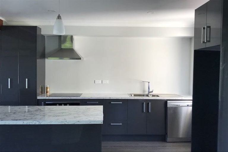 Photo of property in 3 Lancelot Road, Orewa, 0931