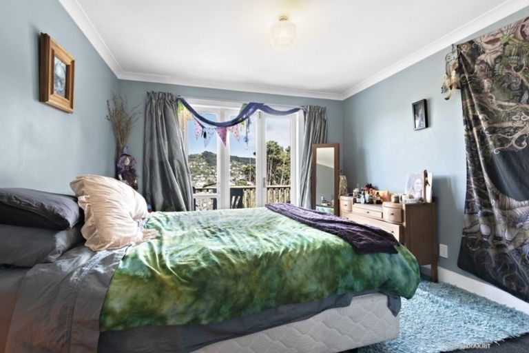 Photo of property in 19 Lonsdale Crescent, Rongotai, Wellington, 6022