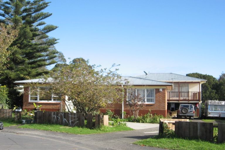 Photo of property in 49 Eddowes Street, Manurewa, Auckland, 2102
