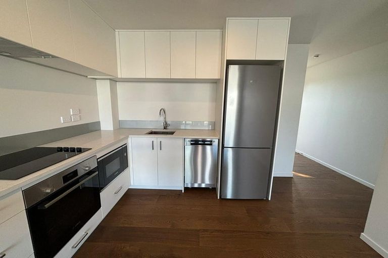 Photo of property in 8 Te Puketoka Lane, Mangere, Auckland, 2022