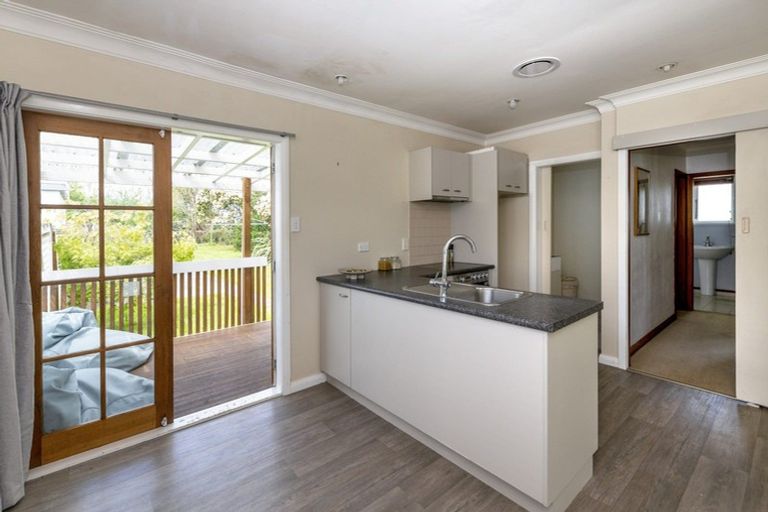 Photo of property in 36 Quinn Road, Levin, 5510