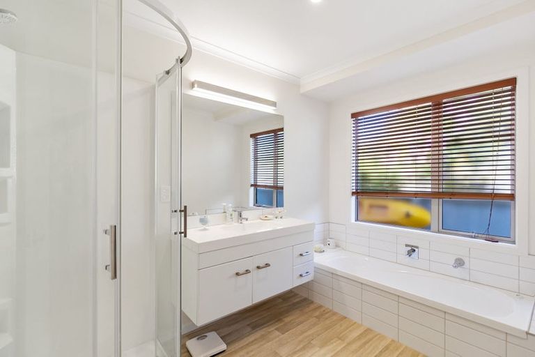 Photo of property in 135 Main Road, Pleasant Point, 7903