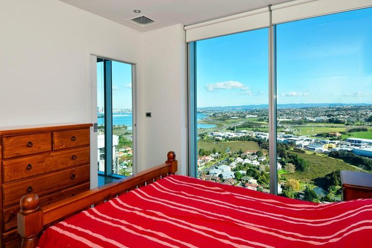 Photo of property in Sentinel Apartments, 2603/3 Northcroft Street, Takapuna, Auckland, 0622