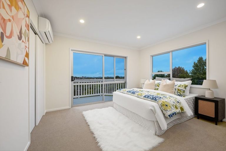 Photo of property in 281 Sturges Road, Henderson Valley, Auckland, 0612