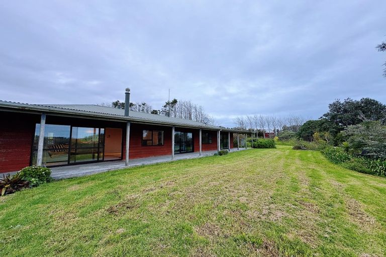 Photo of property in 1435 Old North Road, Helensville, 0875