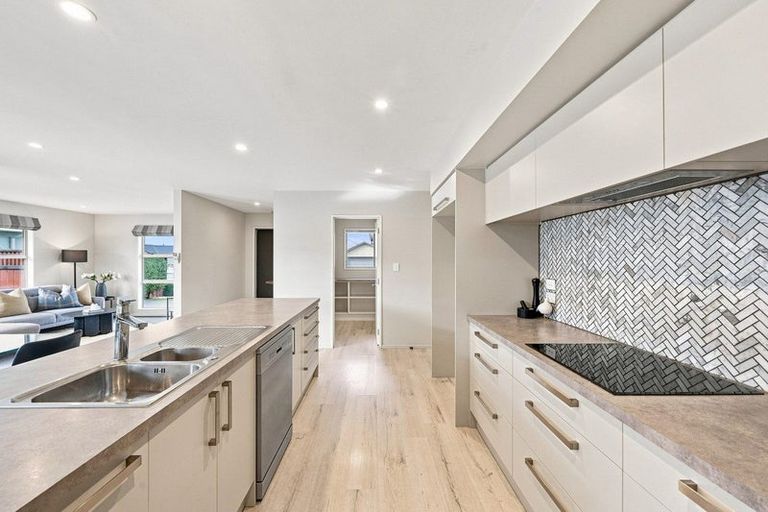 Photo of property in 22 Highgate Drive, Rangiora, 7400