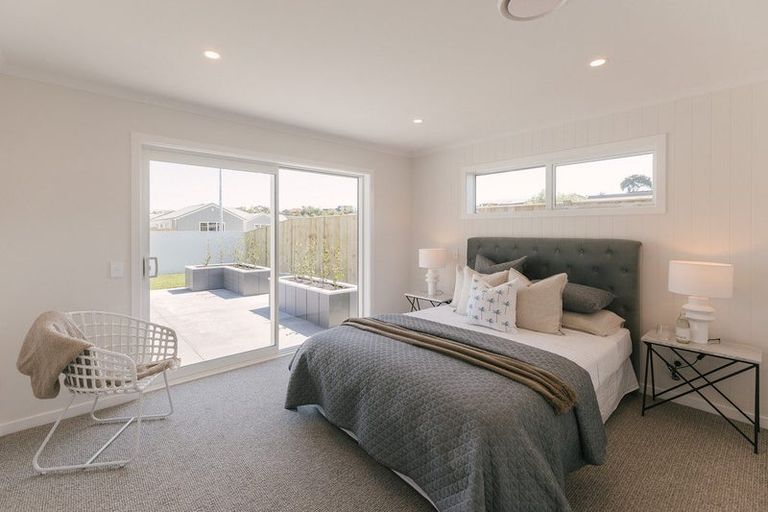 Photo of property in 2 Gratitude Way, Kelvin Grove, Palmerston North, 4414