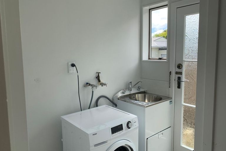 Photo of property in 2/32 Prestons Road, Redwood, Christchurch, 8051