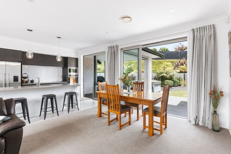 Photo of property in 13 Shoreview Close, Omokoroa, 3114