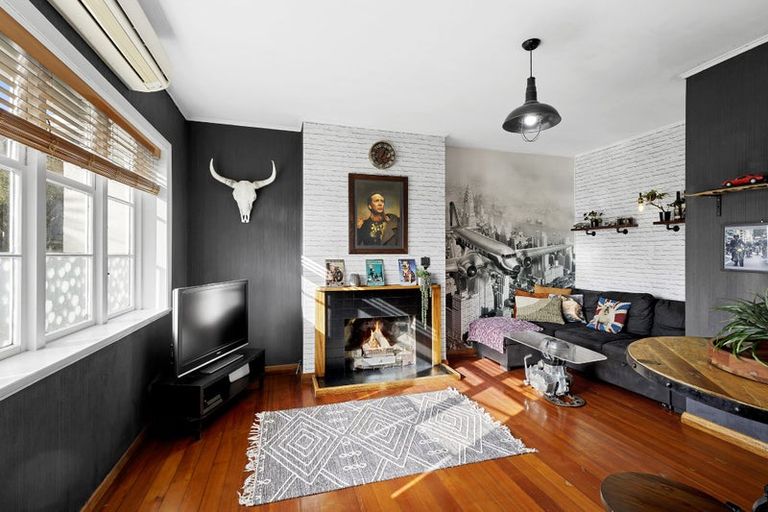 Photo of property in 17 Kingston Street, Boulcott, Lower Hutt, 5011