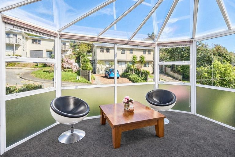 Photo of property in 19 Yarrow Place, Papakowhai, Porirua, 5024