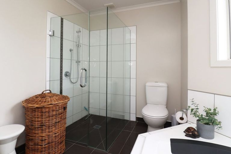 Photo of property in 17 Grove Avenue, Weston, Oamaru, 9401