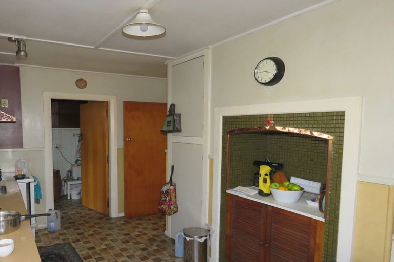 Photo of property in 253 Palmerston Street, Westport, 7825