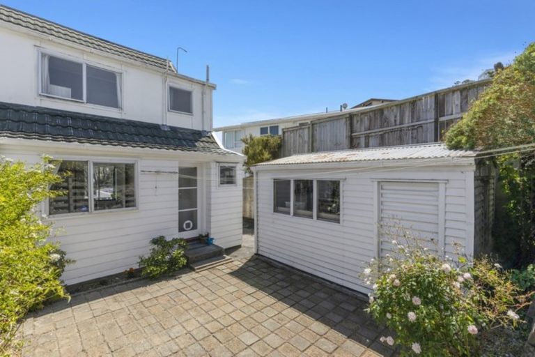 Photo of property in 43a Cypress Drive, Maungaraki, Lower Hutt, 5010