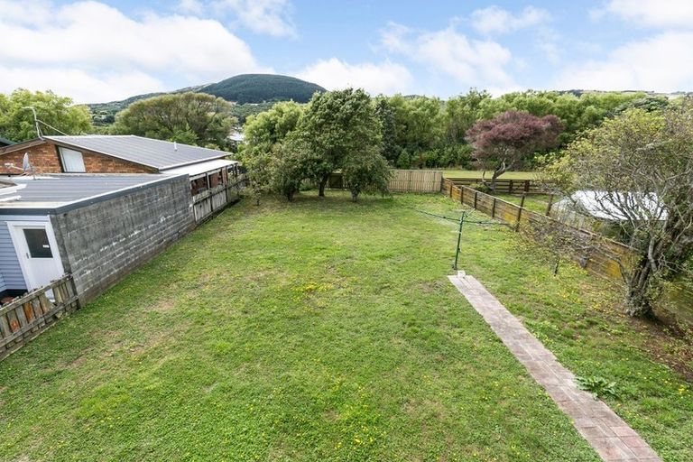 Photo of property in 308 Main Road, Tawa, Wellington, 5028