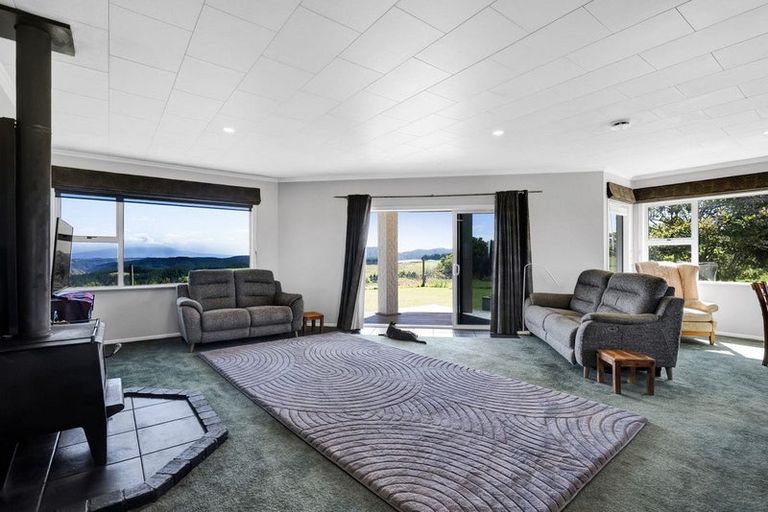 Photo of property in 1397 Meremere Road, Ohangai, Hawera, 4672
