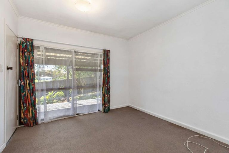 Photo of property in 41 Glendale Road, Glen Eden, Auckland, 0602